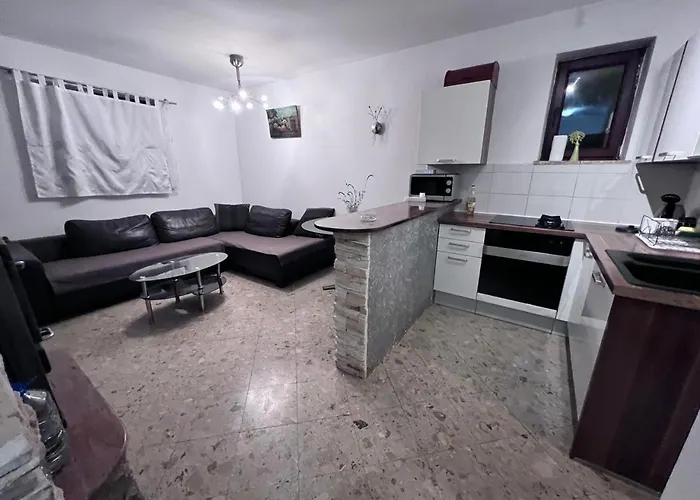 Adrialana Feriehus Porozina